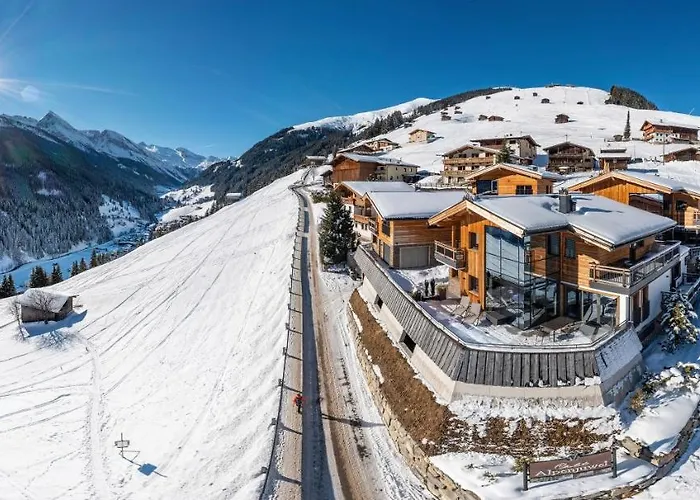 Chalet's Alpenjuwel Tux