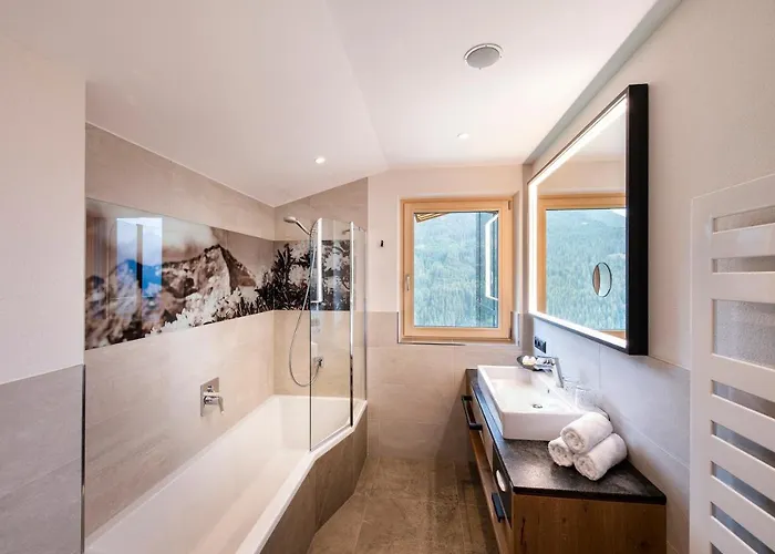 Chalet's Alpenjuwel Chalet Tux