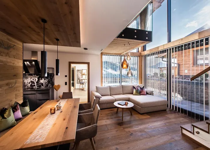 Alpstuga Chalet's Alpenjuwel Tux