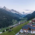 Chalet Chalet's Alpenjuwel